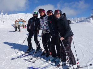 Ski with friends at Stonebridge Big White